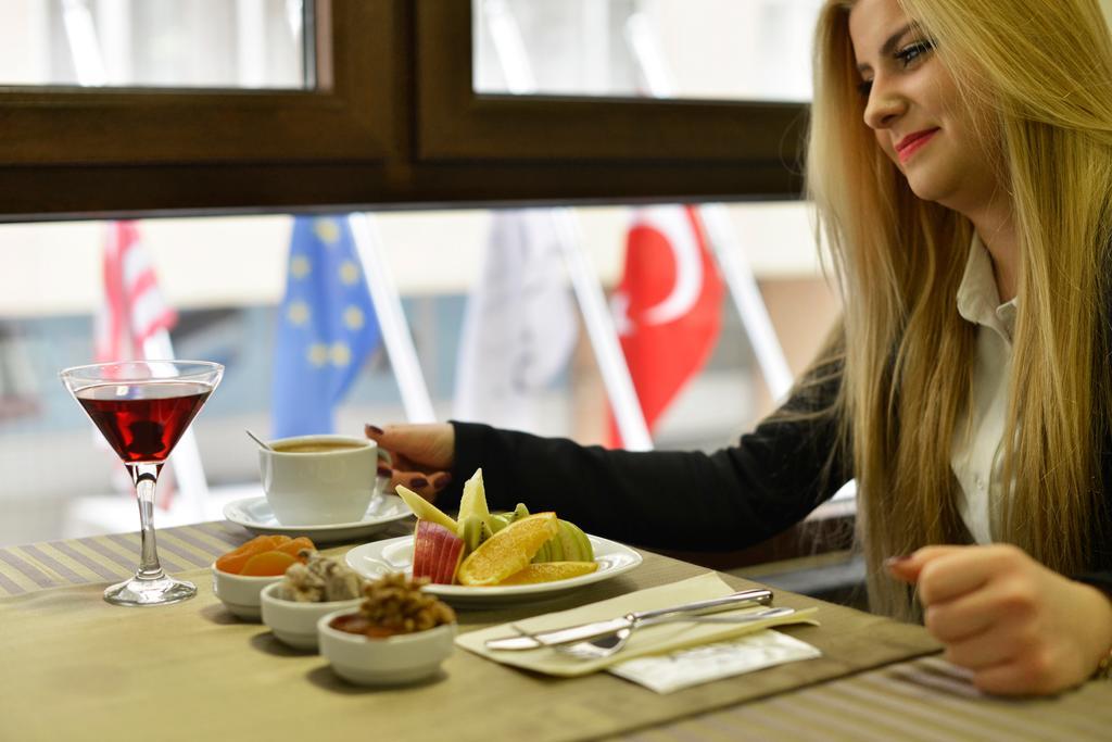 Arus Hotel Eskişehir Buitenkant foto